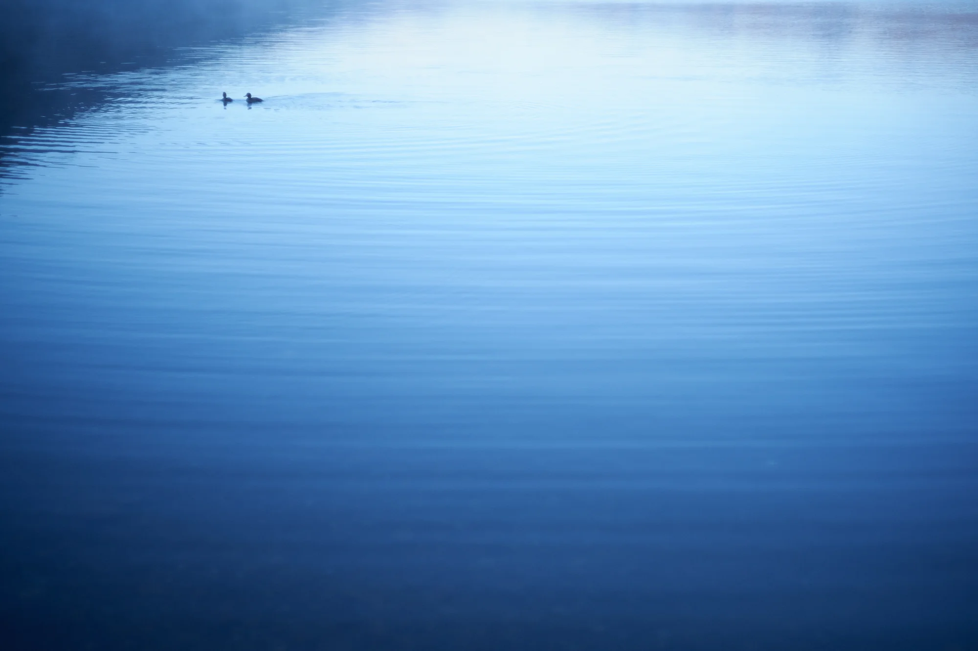 A waterscape photograph by photographer Yusuke Abe