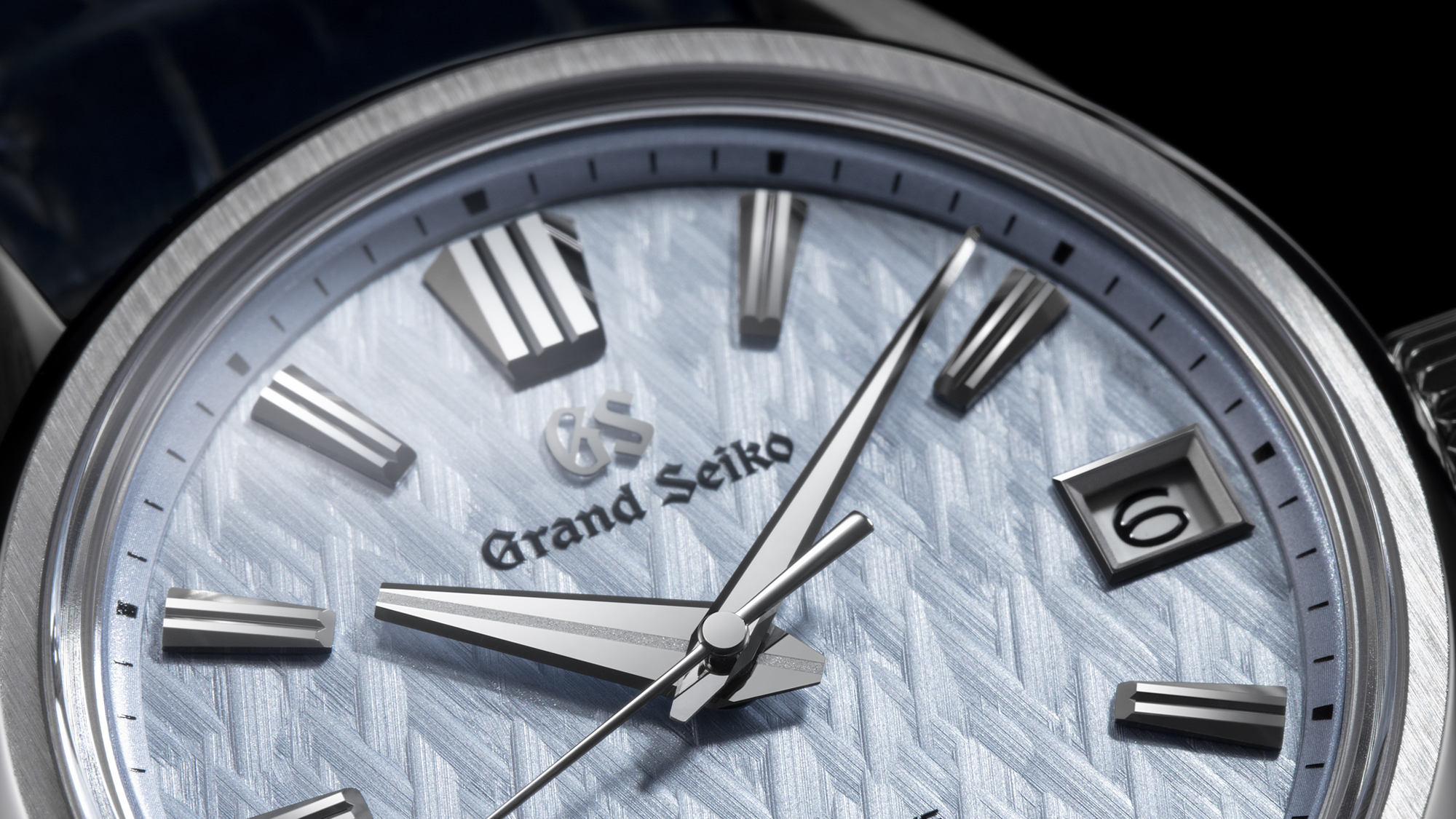 Close up shot of SLGB001's dial