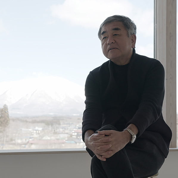 Photo of Architect Kengo Kuma