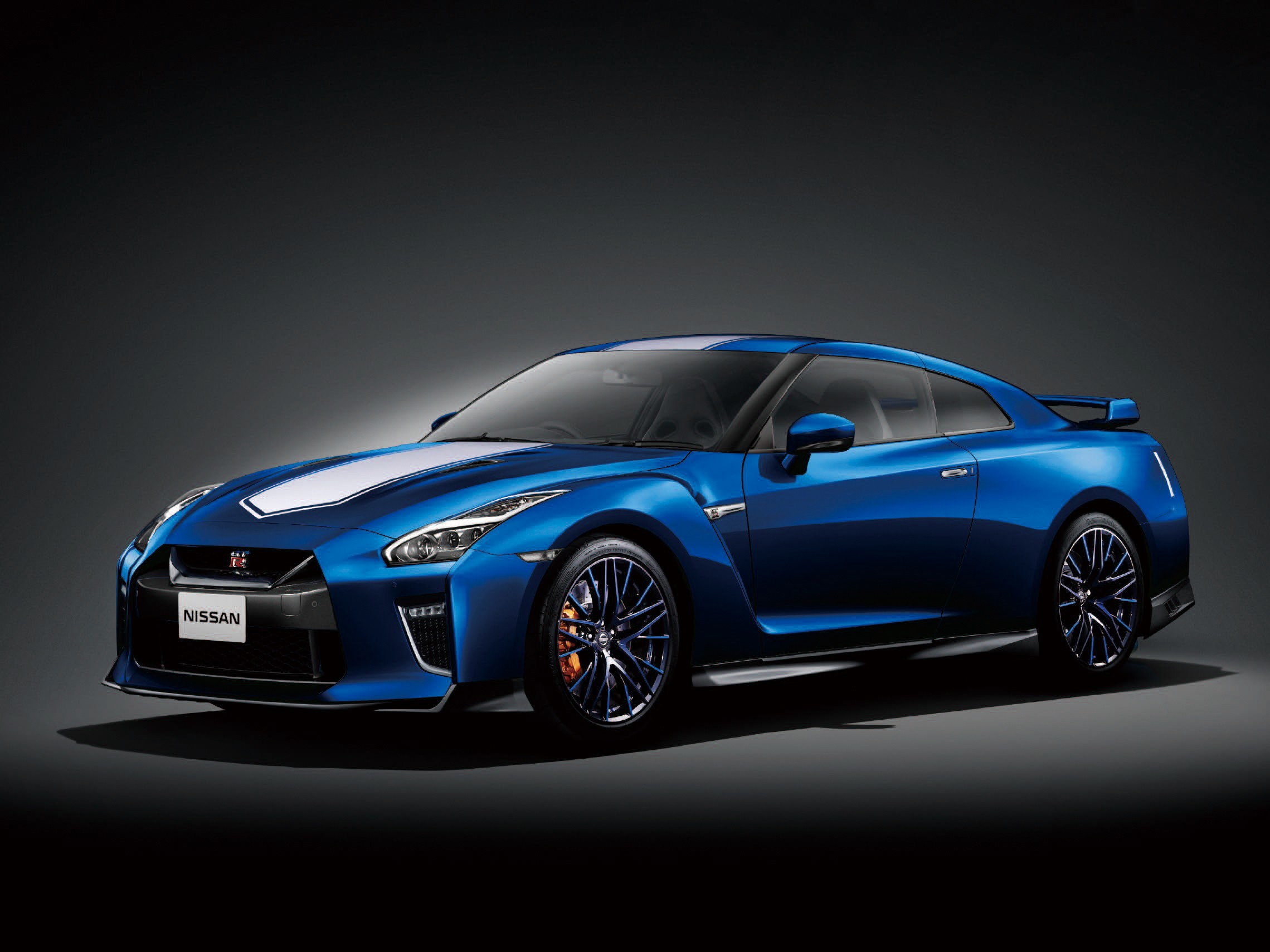 20 years of Spring Drive and 50 years of the NISSAN GT-R are