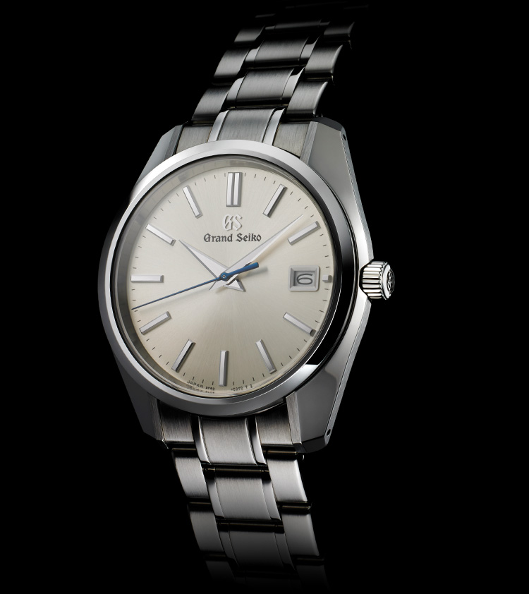 Vol.7 High precision. Fine adjustment. Precision performance and purity in design The 9F and 9S calibres in nine chapters Grand Seiko