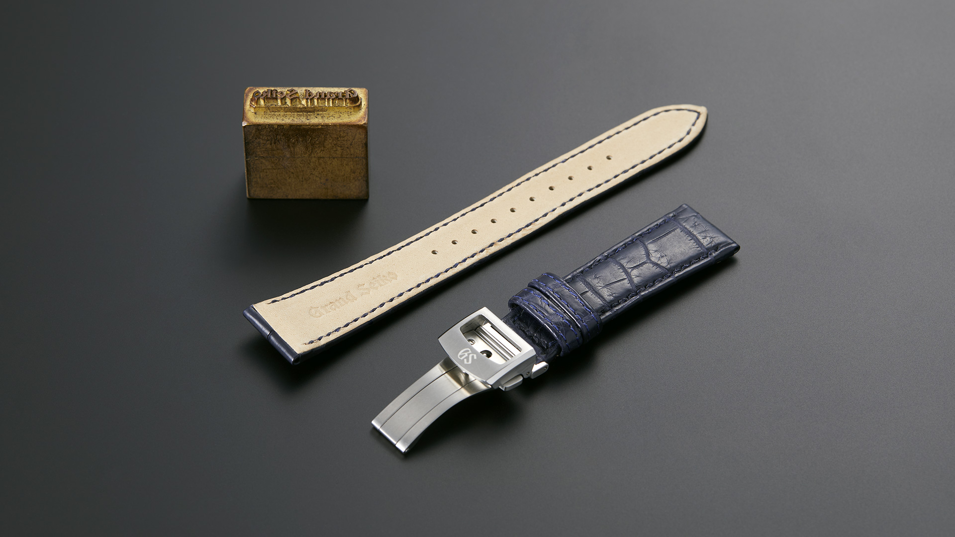 Leather craftsperson, Hiromasa Wakui | The spirit of TAKUMI | Grand Seiko