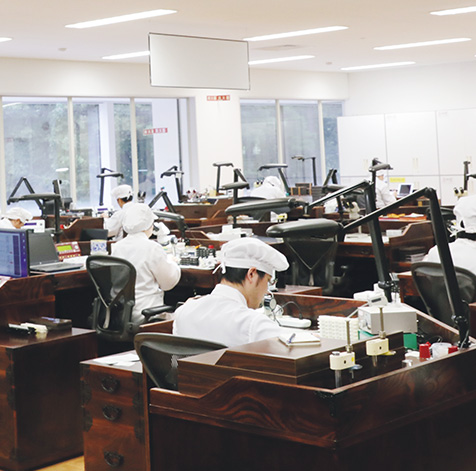 The studio has a tranquility that helps the watchmakers to focus on their artistry.