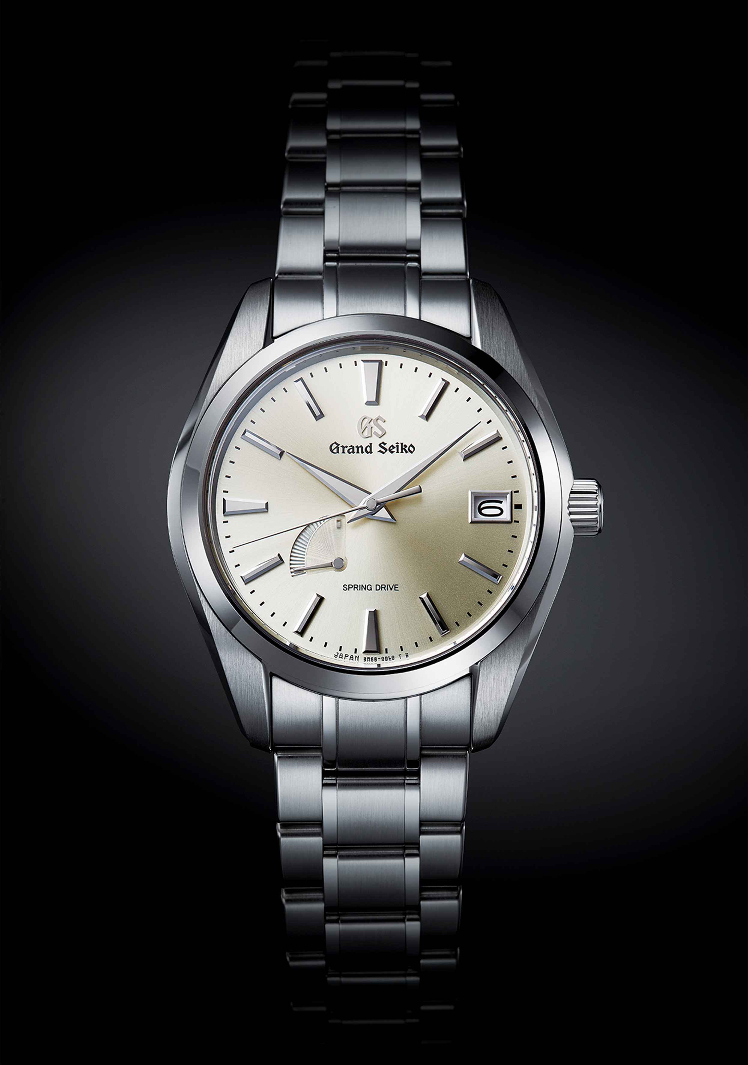Hand driven watch deals